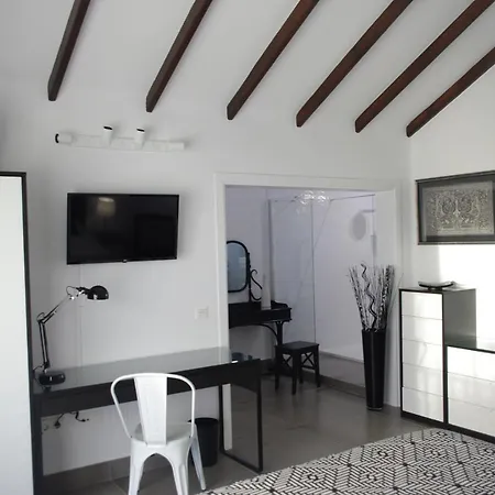 Magma Playa Honda Bed & Breakfast 4*