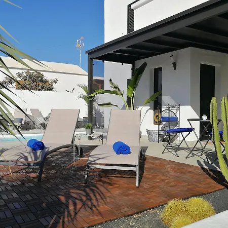Frühstückspension Magma Playa Honda 4*