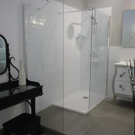 Bed & Breakfast Magma Playa Honda (Lanzarote)