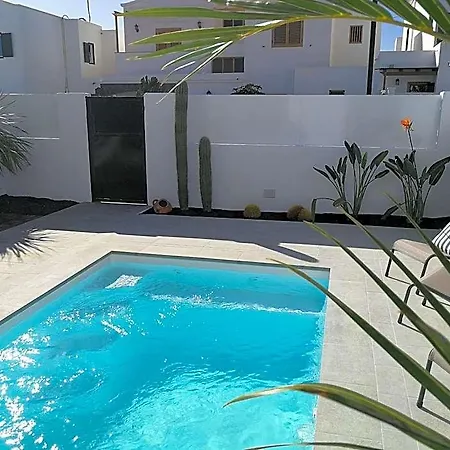 Casa de hóspedes Magma 4*